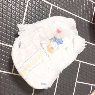 보솜이 베이비케어 팬티형 기저귀 — 5점을 준 리뷰어가 2019년 2월 올린 사용 사진