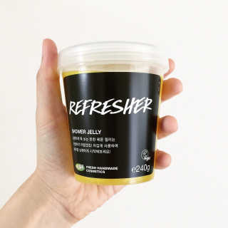 러쉬 샤워젤리 후쉬 240g 리프레셔 250g — 4.67점을 준 리뷰어가 2017년 8월 올린 사용 사진