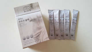 [하우투잇] 뤼에르 쿠르브 블랙 10ml x 30포 총 300ml — 5점을 준 리뷰어가 2020년 2월 올린 사용 사진