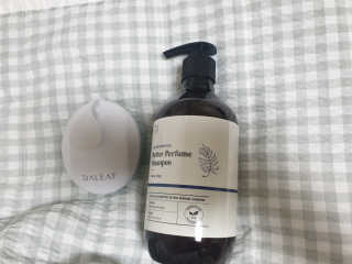 달리프 베러 퍼퓸 샴푸 1000ml 레이니데이 or 일랑로즈 — 4점을 준 리뷰어가 2019년 12월 올린 사용 사진