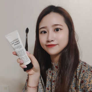 the naked object 디블랙팩치약 디블랙칫솔 세트 — 5점을 준 리뷰어가 2020년 2월 올린 사용 사진