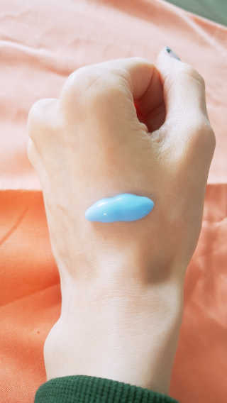 포잇 블루에너지 아줄렌 대용량 수분크림300ml — 5점을 준 리뷰어가 2018년 10월 올린 사용 사진
