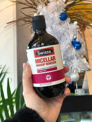 SWISSE 스위스 미셀라 메이크업 리무버 — 5점을 준 리뷰어가 2019년 12월 올린 사용 사진