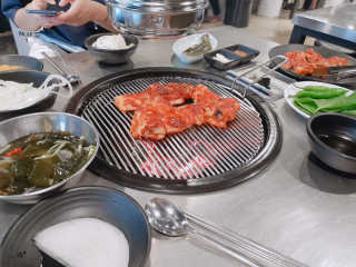 [서울숯불닭갈비] 닭갈비 세트메뉴 — 5점을 준 리뷰어가 2018년 8월 올린 사용 사진