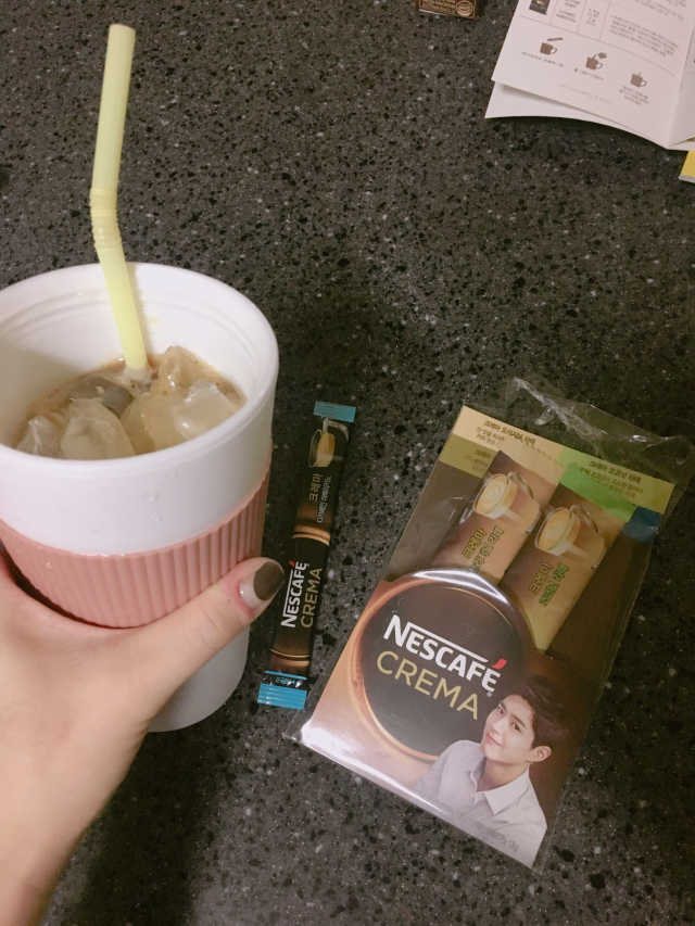 네스카페 크레마 리뷰 사진