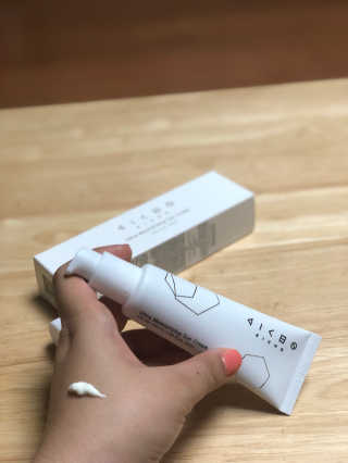 키초 울트라 모이스처라이징 선크림 50ml — 4.67점을 준 리뷰어가 2018년 5월 올린 사용 사진