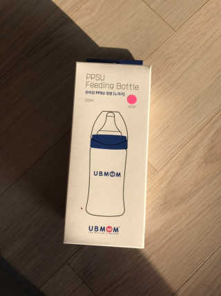유비맘 PPSU 젖병 노꼭지_200ml_컬러 랜덤 발송 — 5점을 준 리뷰어가 2019년 12월 올린 사용 사진