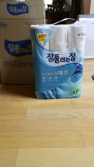 잘풀리는집 더 도톰한 3겹 데코 30롤 — 5점을 준 리뷰어가 2018년 5월 올린 사용 사진