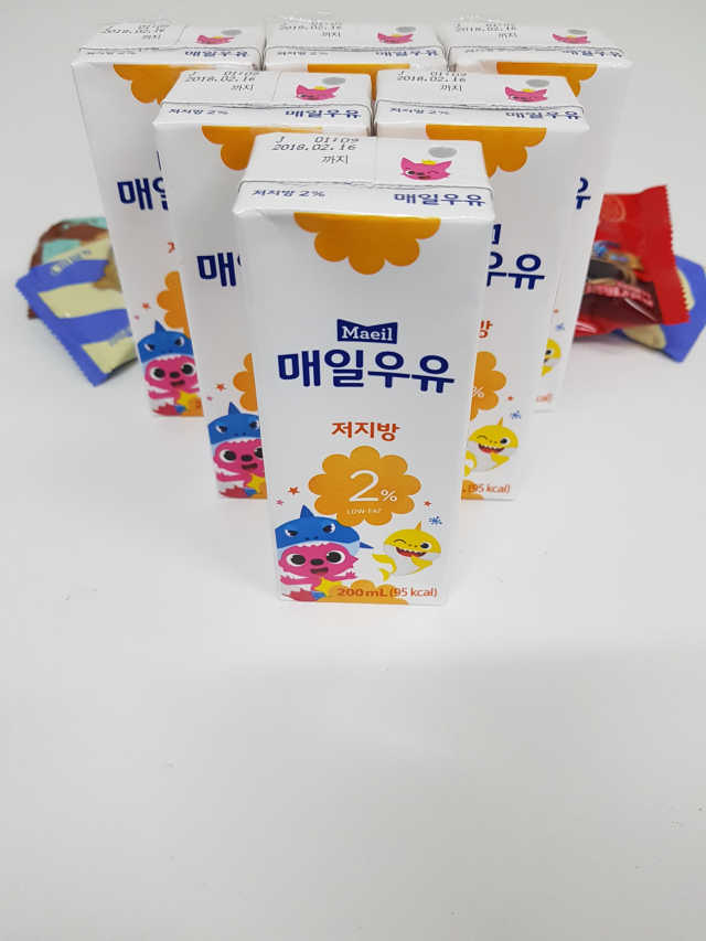 매일우유 저지방 2프로 멸균 핑크퐁 에디션 6입 리뷰 사진