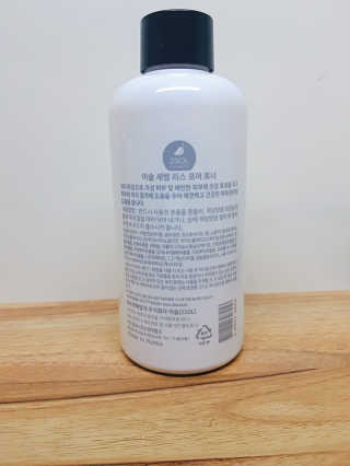이솔화장품 이솔 세범 리스 포어 토너 200ml — 4점을 준 리뷰어가 2018년 8월 올린 사용 사진