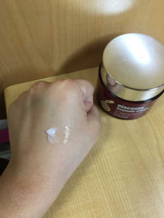 젠지아 플라센타 앰플크림 70ml — 4점을 준 리뷰어가 2019년 5월 올린 사용 사진