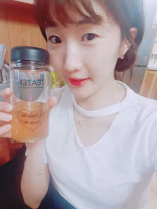 티젠 레몬밤 + 마이보틀 — 4.5점을 준 리뷰어가 2018년 7월 올린 사용 사진