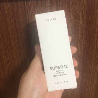 쥴라이Jullai 슈퍼 12 바운스 선 플루이드 SPF50+ PA++++ — 5점을 준 리뷰어가 2019년 8월 올린 사용 사진