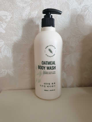 (주)에네스티 내추럴 촉촉  오트밀 바디워시 500ml — 5점을 준 리뷰어가 2019년 10월 올린 사용 사진