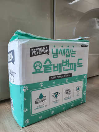 페츠모아 냄새잡는 요술배변패드 — 5점을 준 리뷰어가 2020년 3월 올린 사용 사진