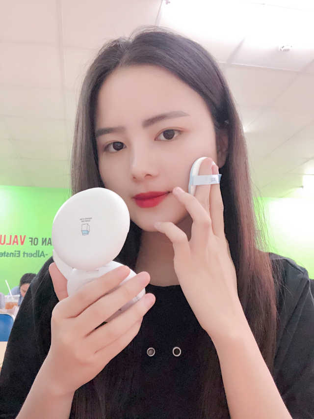 3CE 화이트 밀크 쿠션 리뷰 사진