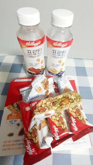 켈로그 프로틴바 멀티팩+프로틴 그래놀라 쉐이크 2종 — 5점을 준 리뷰어가 2020년 1월 올린 사용 사진