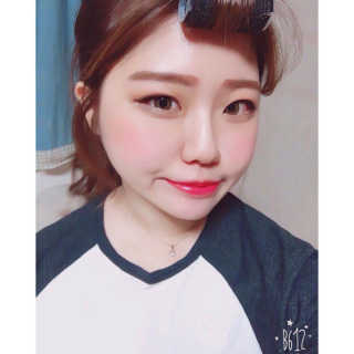 셀레뷰 엣지 페이스 블러셔 — 3.5점을 준 리뷰어가 2017년 10월 올린 사용 사진
