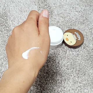 니코피 래디언스 톤업 크림 — 5점을 준 리뷰어가 2019년 11월 올린 사용 사진