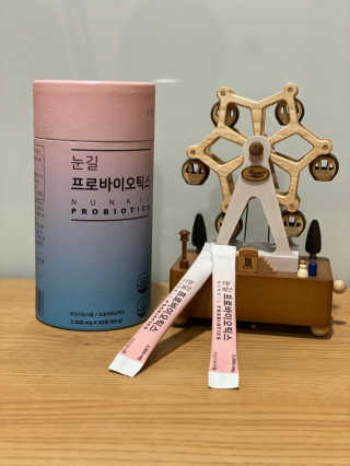 눈길 프로바이오틱스 눈길 콜라겐 프로바이오틱스 — 5점을 준 리뷰어가 2019년 11월 올린 사용 사진