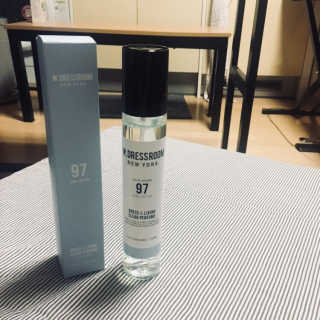 더블유드레스룸 드레스퍼퓸 150ml — 4.67점을 준 리뷰어가 2018년 5월 올린 사용 사진
