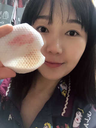 미플레이 진짜 클렌징 워터 패드 — 4.33점을 준 리뷰어가 2018년 11월 올린 사용 사진