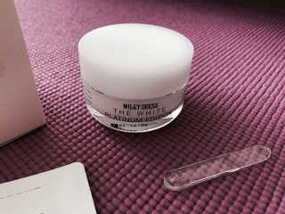 밀키드레스 더 화이트 플래티넘 에디션 — 4.5점을 준 리뷰어가 2017년 3월 올린 사용 사진