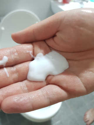 나실패밀리 트리플에스 탈모 샴푸 1000ml — 5점을 준 리뷰어가 2019년 4월 올린 사용 사진