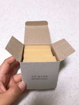 톤28 고체형 주방세제 2종 3개세트 — 4.5점을 준 리뷰어가 2019년 6월 올린 사용 사진