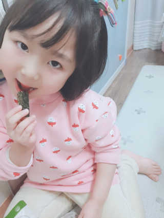 더빈트 와삭바삭 김스낵 — 5점을 준 리뷰어가 2019년 12월 올린 사용 사진