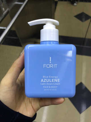 포잇 블루에너지 아줄렌 대용량 수분크림300ml — 5점을 준 리뷰어가 2018년 10월 올린 사용 사진