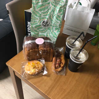 보네르아띠 부천점 [보네르아띠 부천상동점] 내맘대로 빵+아메리카노 2잔 — 3.5점을 준 리뷰어가 2018년 10월 올린 사용 사진