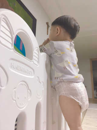 보솜이 베이비케어 팬티형 기저귀 — 5점을 준 리뷰어가 2019년 3월 올린 사용 사진