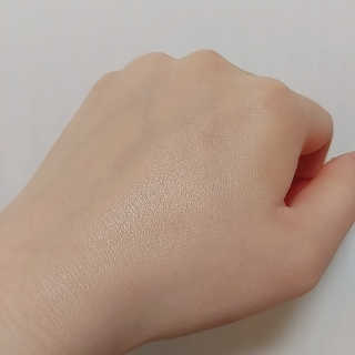 더블유드레스룸 알류미늄 퍼퓸 핸드크림 — 4.83점을 준 리뷰어가 2018년 12월 올린 사용 사진