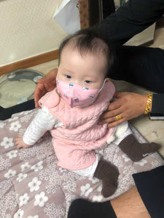 유비맘 샘방지 PPSU 빨대컵_컬러 랜덤 발송 — 5점을 준 리뷰어가 2020년 2월 올린 사용 사진