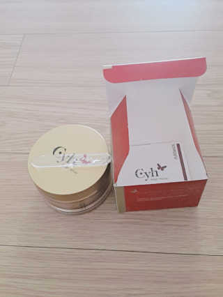 최윤하스텔라 최윤하 만물상 올인원 만능크림 — 2.5점을 준 리뷰어가 2019년 4월 올린 사용 사진