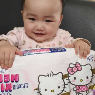 부드러운 헬로키티 기저귀 테이프형 — 5점을 준 리뷰어가 2020년 2월 올린 사용 사진