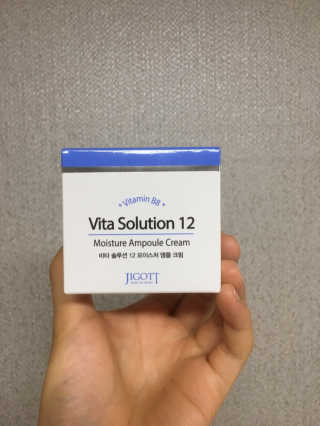 지고트 비타솔루션12 모이스처 앰플 크림 100ml — 4.5점을 준 리뷰어가 2019년 6월 올린 사용 사진