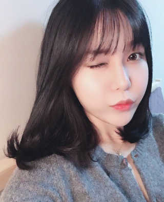 딜라잇18 홀리몰리 글리터라이너 — 3점을 준 리뷰어가 2016년 10월 올린 사용 사진
