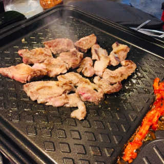 [돼지삼촌]특수부위 한판or이베리코 커플세트 중 택 1 — 5점을 준 리뷰어가 2019년 2월 올린 사용 사진