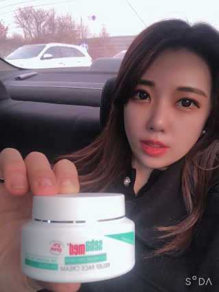 세바메드 우레아 수분폭탄크림 50ml — 5점을 준 리뷰어가 2019년 12월 올린 사용 사진