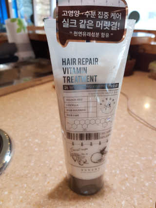 정직한실험실 헤어 리페어 비타민 트리트먼트 [영양공급] — 4.5점을 준 리뷰어가 2019년 12월 올린 사용 사진