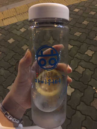 ㅎㅎ마이워터 ㅎㅎ 마이워터 과일워터팩+전용보틀_레몬오렌지 — 5점을 준 리뷰어가 2017년 9월 올린 사용 사진