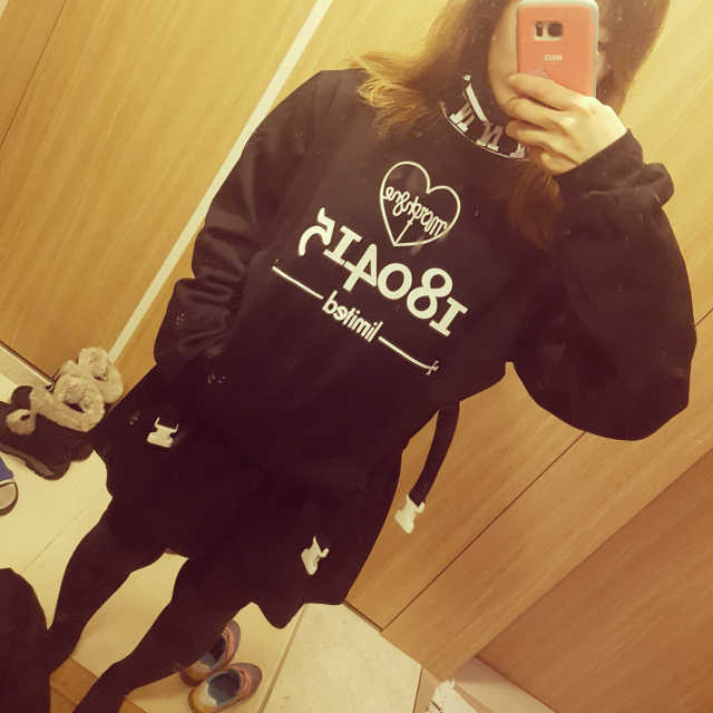 리미티드 러브 허리 폴라 맨투맨 리뷰 사진