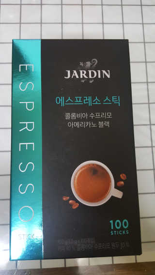 (주)쟈뎅 쟈뎅 에스프레소 스틱 아메리카노 블랙 — 5점을 준 리뷰어가 2018년 10월 올린 사용 사진