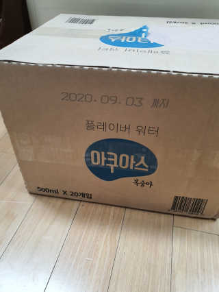 아쿠아스 플레이버워터 [아쿠아스] 복숭아 플레이버워터 1BOX 20개입 — 4.5점을 준 리뷰어가 2020년 3월 올린 사용 사진