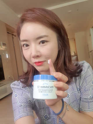 지고트 비타솔루션12 모이스처 앰플 크림 100ml — 4점을 준 리뷰어가 2019년 8월 올린 사용 사진