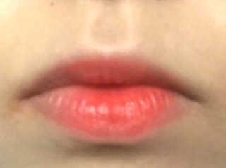 테라다이아 립 메이트 오일 — 4.33점을 준 리뷰어가 2018년 6월 올린 사용 사진