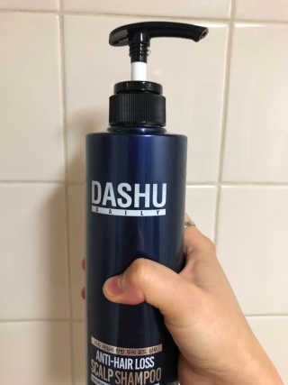 다슈코리아 다슈 데일리 단백질 한방 두피 골드 샴푸 500ml — 4.5점을 준 리뷰어가 2019년 1월 올린 사용 사진