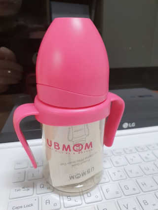 유비맘 샘방지 PPSU 빨대컵_컬러 랜덤 발송 — 5점을 준 리뷰어가 2020년 3월 올린 사용 사진